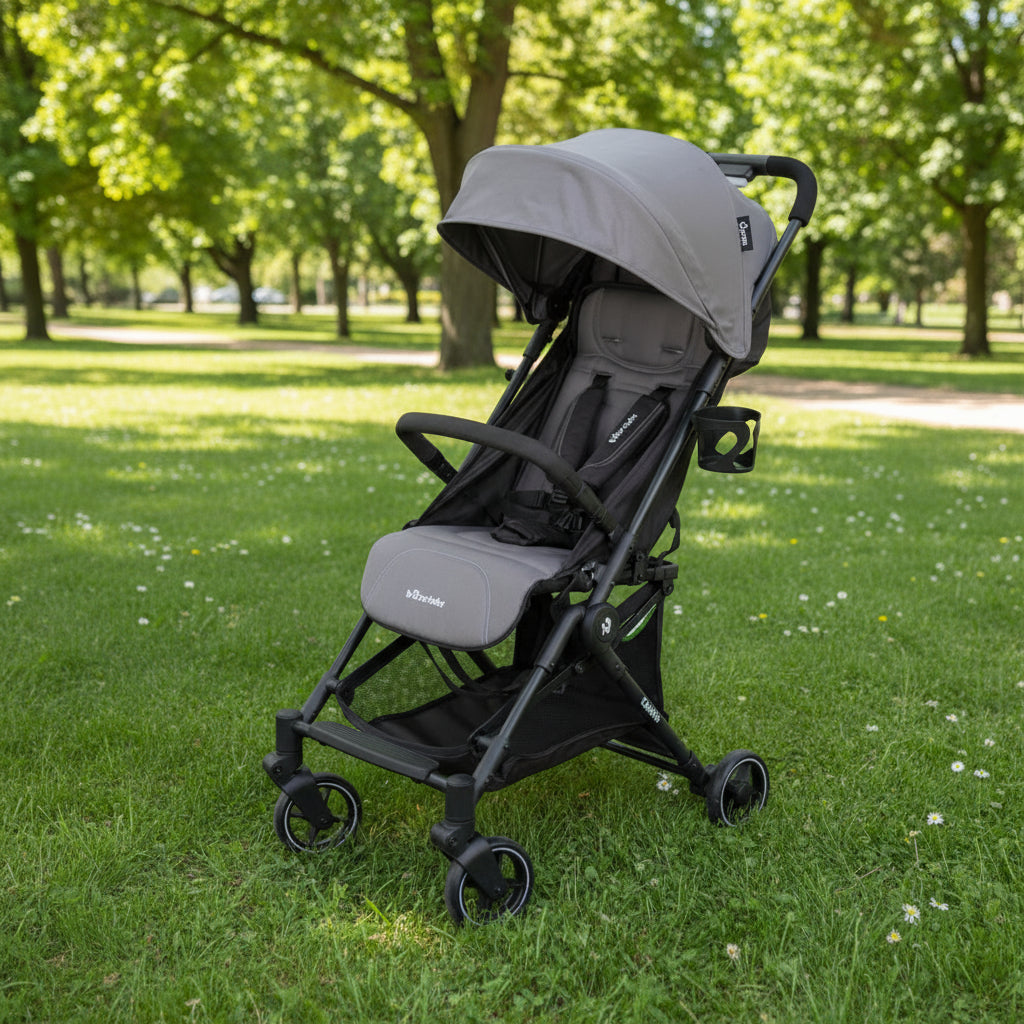 leichter Kinderwagen